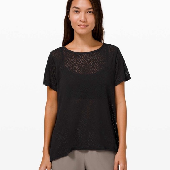Lululemon Loop Around Short Sleeve Tee In Sheer Black - Picture 2 of 16